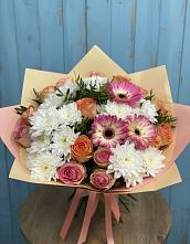 Букет цветов из:  Розы, Герберы и Хризантемы в Зетеречный