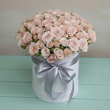 Цветочная композиция из Розы в шляпной коробке в Зетеречный