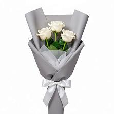 Букет 3 белые розы в Зетеречный