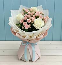 Букет цветов из:  Розы в Зетеречный