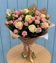 Букет цветов из:  Розы в Зетеречный