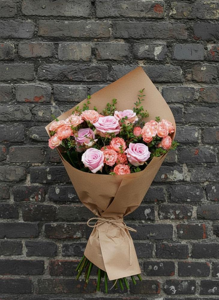 Букет цветов из: Розы в Зетеречный