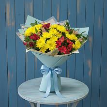 Букет цветов из:  Альстромерии и Хризантемы в Зетеречный