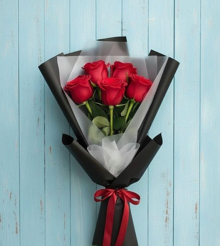 Букет цветов из: Розы в Зетеречный