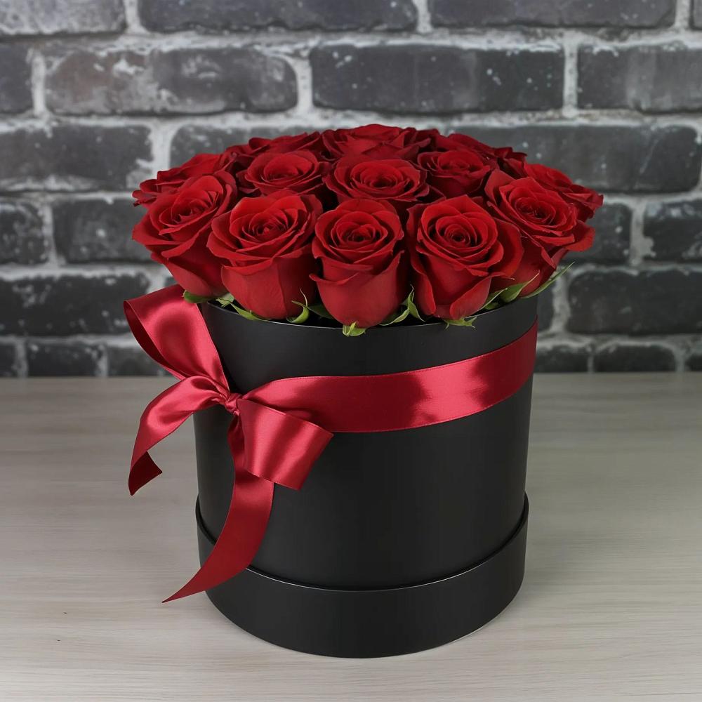 Цветочная композиция из Розы в шляпной коробке в Зетеречный